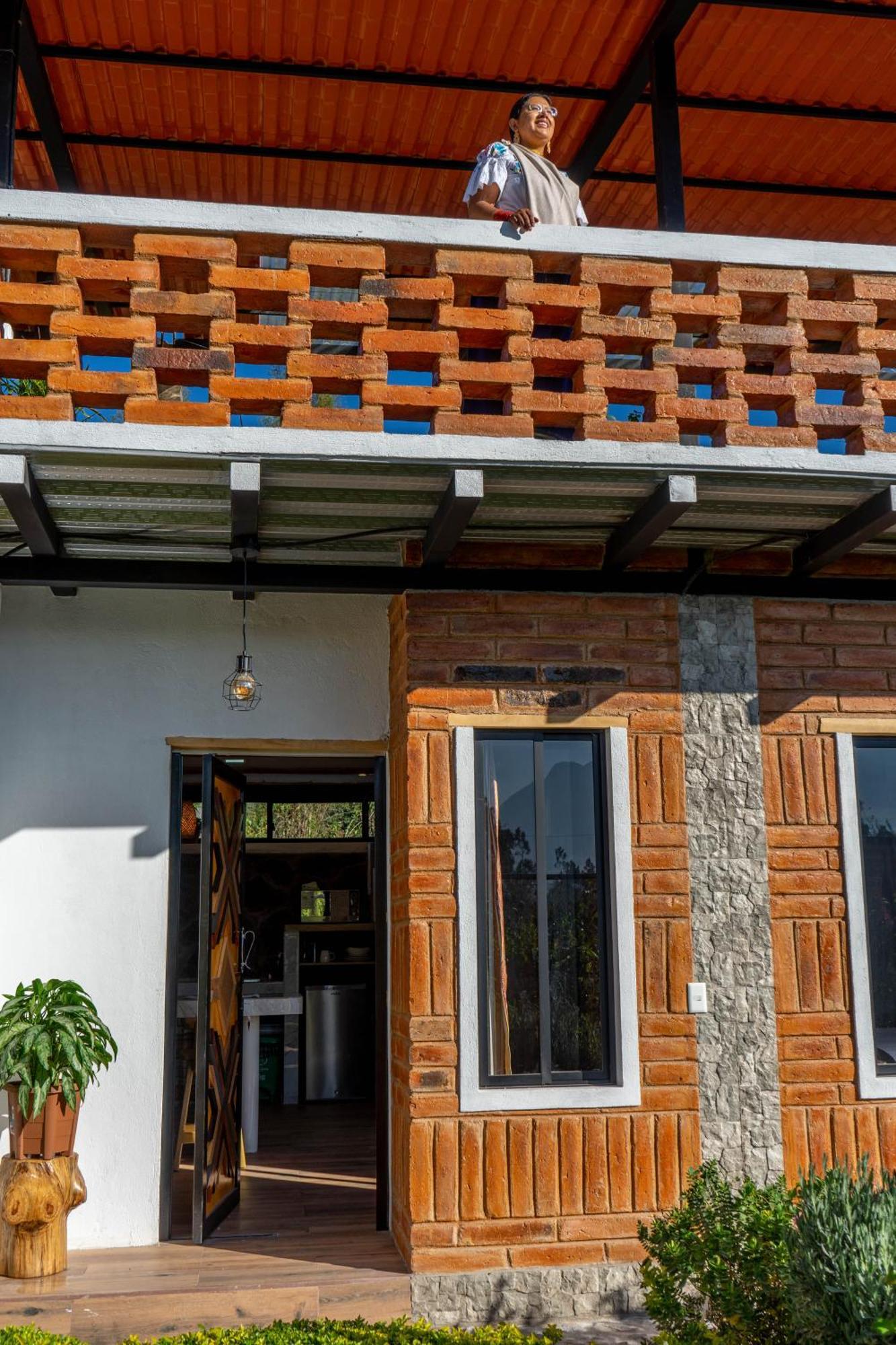 Watzara Wasi Cottage Familiar Camprestre Y Lofts En Cotacachi Exteriör bild